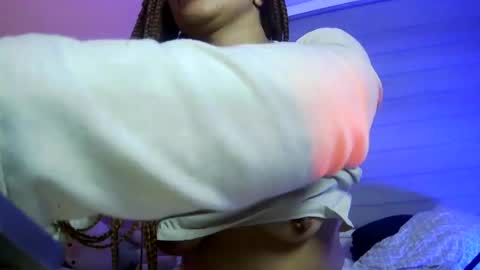 Snapshot of gatubelahotxxx chatting on 1, 7, 2026 gatubelahotxxx online show from 1, 7, 2026