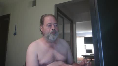 Snapshot of gavineverett3 chatting on 11, 10, 2025 gavineverett3 online show from 11, 10, 2025