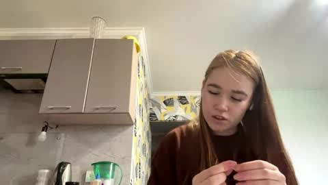 Lana online show from 9, 4, 2026