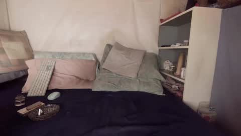 Snapshot of gayrobbin chatting on 30, 10, 2025 gayrobbin online show from 30, 10, 2025