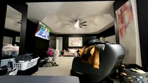 Snapshot of gaytomp402 chatting on 21, 2, 2026 GayTomP402 online show from 21, 2, 2026