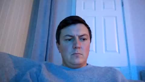 Snapshot of gaz101993 chatting on 6, 11, 2025 GazP online show from 6, 11, 2025