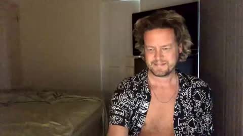 gcsurfer81 online show from 20, 12, 2024