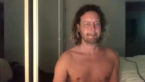 gcsurfer81 online show from 31, 10, 2025