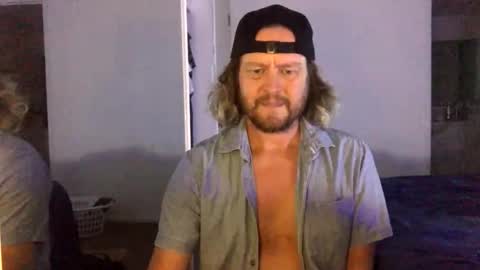 gcsurfer81 online show from 17, 12, 2025