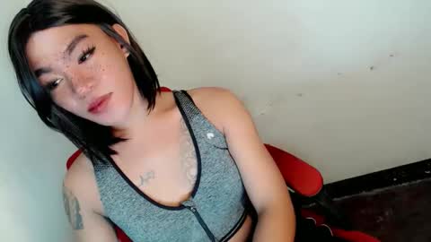 Snapshot of gelluxxx chatting on 8, 6, 2026 gelo online show from 8, 6, 2026