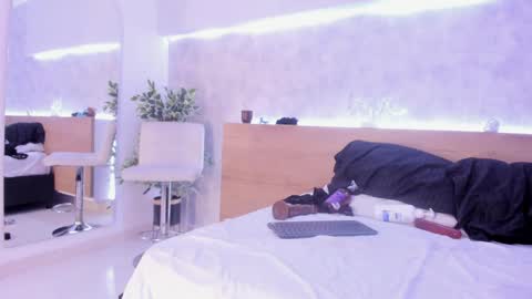 geminis muentes online show from 29, 1, 2025