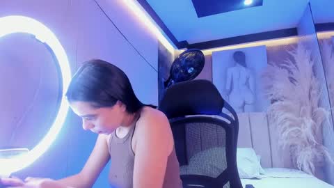 gemmabrown_ online show from 7, 4, 2026