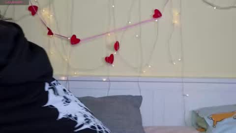 Ilona online show from 9, 11, 2025