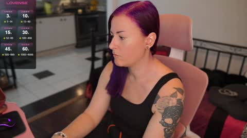 Snapshot of gennyrock chatting on 16, 12, 2024 Genny Rock and online show from 16, 12, 2024