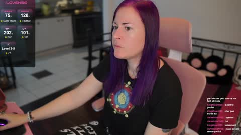 Snapshot of gennyrock chatting on 18, 12, 2024 Genny Rock and online show from 18, 12, 2024