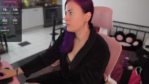 Snapshot of gennyrock chatting on 20, 12, 2024 Genny Rock and online show from 20, 12, 2024