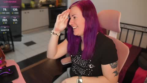 Snapshot of gennyrock chatting on 1, 1, 2025 Genny Rock and online show from 1, 1, 2025