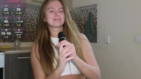 Snapshot of gentle_sasha chatting on 22, 10, 2025 Sasha online show from 22, 10, 2025