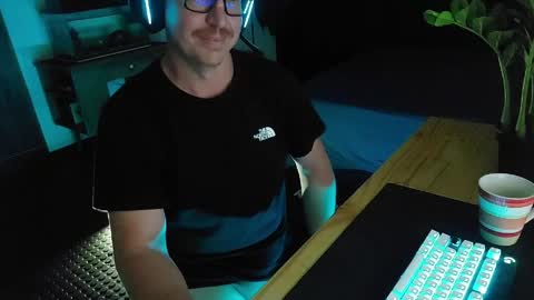 Gentleman online show from 31, 3, 2026