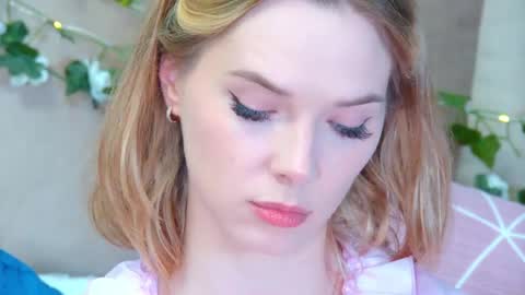 Snapshot of gentlerossi chatting on 12, 5, 2026 GentleRossi online show from 12, 5, 2026