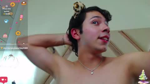 Snapshot of georgesmith_1 chatting on 19, 12, 2024 GEORGE online show from 19, 12, 2024