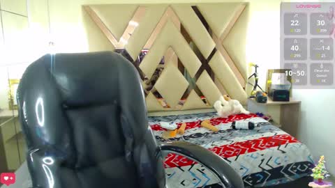 Snapshot of georgesmith_1 chatting on 21, 12, 2024 GEORGE online show from 21, 12, 2024