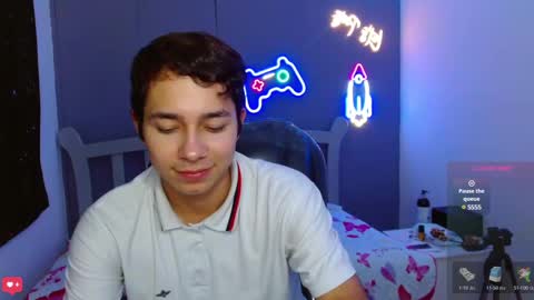 Snapshot of georgesmith_1 chatting on 28, 12, 2024 GEORGE online show from 28, 12, 2024