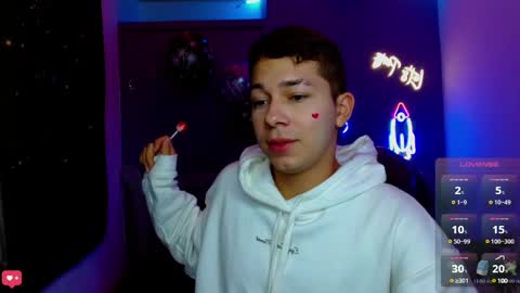 Snapshot of georgesmith_1 chatting on 9, 1, 2025 GEORGE online show from 9, 1, 2025