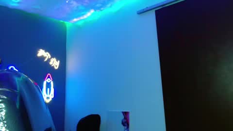 Snapshot of georgesmith_1 chatting on 12, 1, 2025 GEORGE online show from 12, 1, 2025