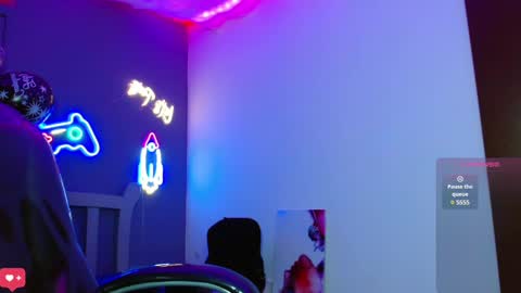 Snapshot of georgesmith_1 chatting on 13, 1, 2025 GEORGE online show from 13, 1, 2025