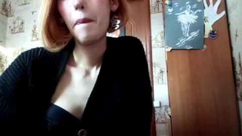 Snapshot of georgianahaeussler chatting on 2, 6, 2026 Ellie online show from 2, 6, 2026