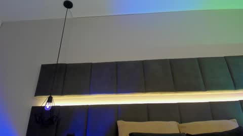 Kendal  online show from 18, 2, 2025