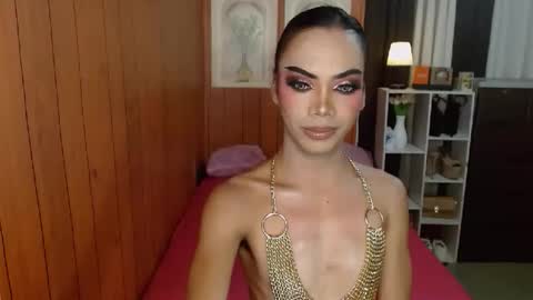 Snapshot of gerogoussidney chatting on 26, 10, 2025 Sidneymorens online show from 26, 10, 2025