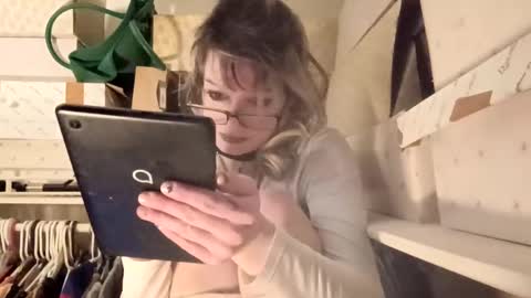 gertrudelemon online show from 27, 2, 2026