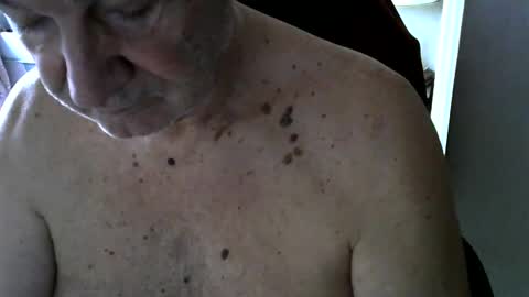 Snapshot of gh1952ma chatting on 12, 2, 2025 Gisse online show from 12, 2, 2025