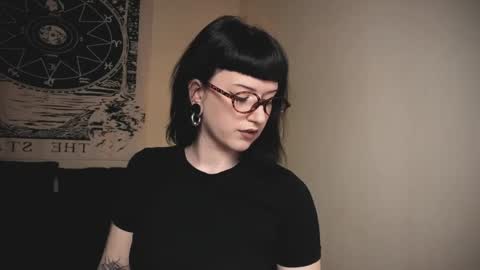 ghoticspectre online show from 17, 4, 2026