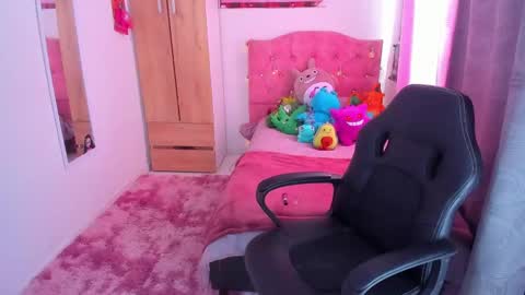 giaaaa   online show from 16, 12, 2024