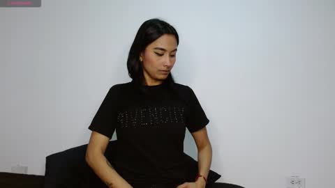 Gia Lee online show from 19, 10, 2025