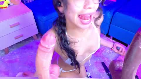 Snapshot of giaa_rossi chatting on 2, 4, 2026 giaa rossi online show from 2, 4, 2026