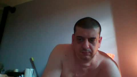 Snapshot of giaco1982 chatting on 2, 8, 2026 samuel online show from 2, 8, 2026