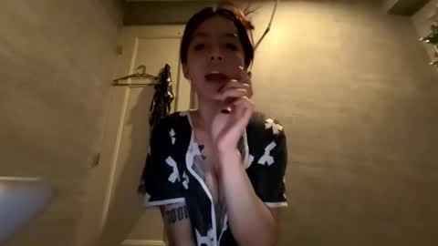 gianna lusty online show from 10, 4, 2026