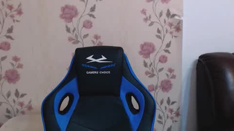 Snapshot of gianni_lion chatting on 14, 12, 2025 Gianni online show from 14, 12, 2025