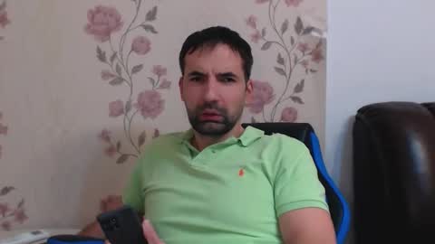 Snapshot of gianni_lion chatting on 17, 12, 2025 Gianni online show from 17, 12, 2025