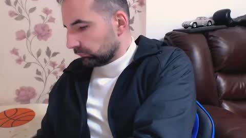 Snapshot of gianni_lion chatting on 12, 4, 2026 Gianni online show from 12, 4, 2026