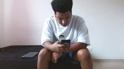 Snapshot of giant_feet chatting on 25, 6, 2026 BOSS online show from 25, 6, 2026
