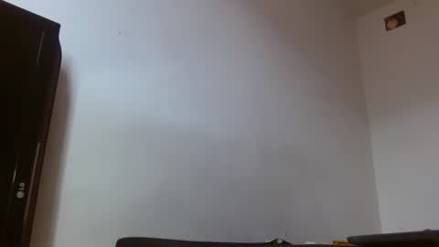 Snapshot of giant_feet chatting on 12, 7, 2026 BOSS online show from 12, 7, 2026