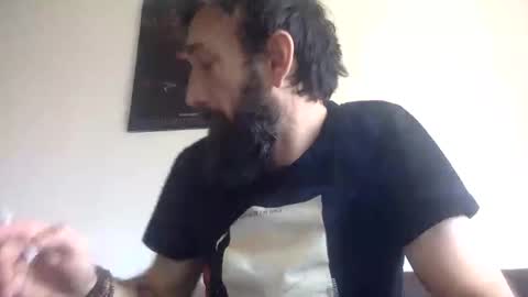 Snapshot of giggy81 chatting on 19, 10, 2025 iggy online show from 19, 10, 2025