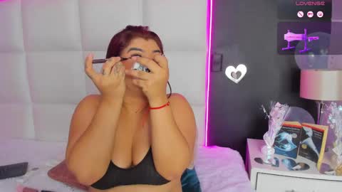 Snapshot of gigi_duran chatting on 5, 5, 2026 Gigi online show from 5, 5, 2026