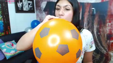 Snapshot of gigi_gilt_ chatting on 19, 6, 2026 Gigi 3 online show from 19, 6, 2026