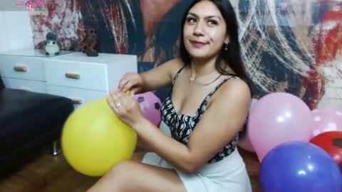 Snapshot of gigi_gilt_ chatting on 23, 6, 2026 Gigi 3 online show from 23, 6, 2026