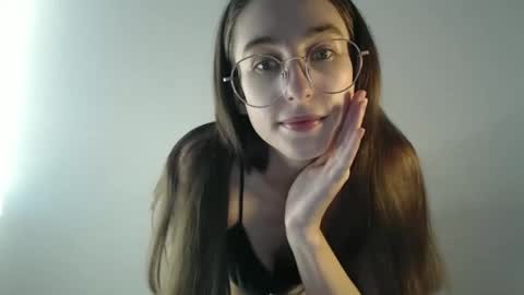 Snapshot of gigi_nix chatting on 4, 12, 2024 Gigi online show from 4, 12, 2024