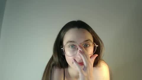 Snapshot of gigi_nix chatting on 7, 12, 2024 Gigi online show from 7, 12, 2024