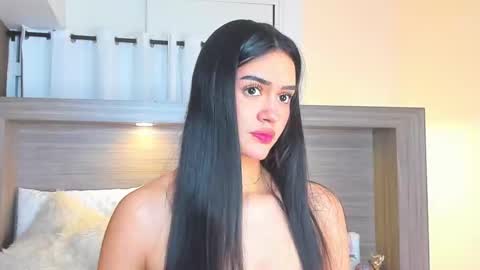 Snapshot of gigi_wilden chatting on 18, 11, 2025 gigi wilden online show from 18, 11, 2025