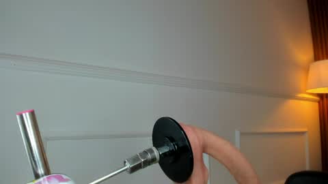 Gigi Doll online show from 22, 4, 2026